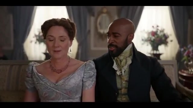 Ruth Gemmell als Lady Violet Bridgerton in de Netflix-serie Bridgerton