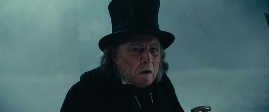 Johnny Depp als Ebenezer Scrooge met hoge hoed in de trailer van Ebenezer: A Christmas Carol