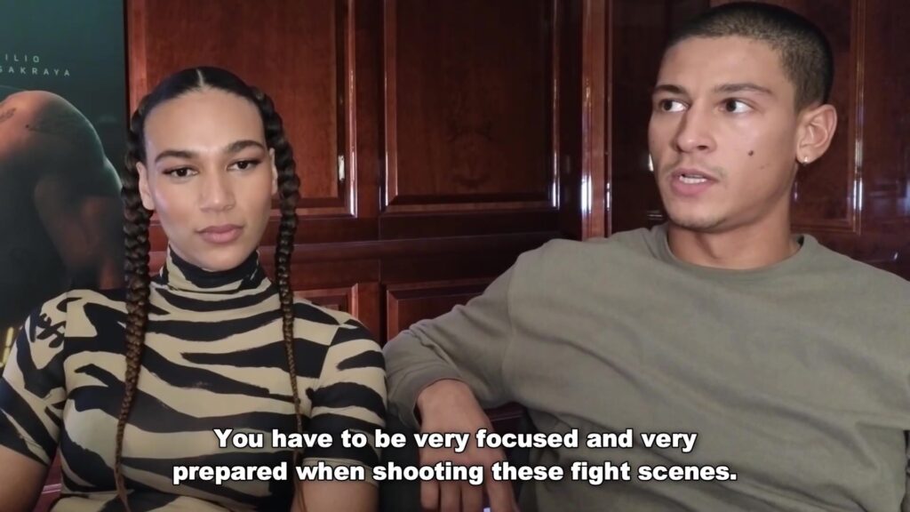 Emilio Sakraya tijdens een interview over de Netflix-film Sixty Minutes