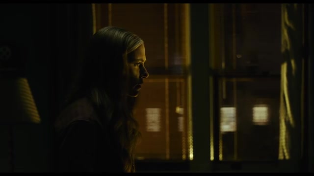 Scarlett Johansson als rechercheur Julie Miller in de trailer van The Exorcist: Martyrs